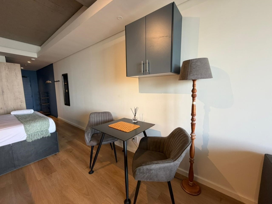 0 Bedroom Property for Sale in Sea Point Western Cape